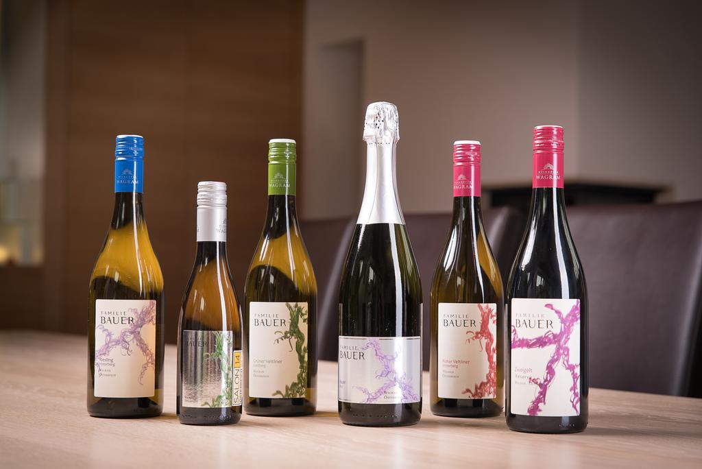 Weingut Familie Bauer Hotell Grossriedenthal Eksteriør bilde